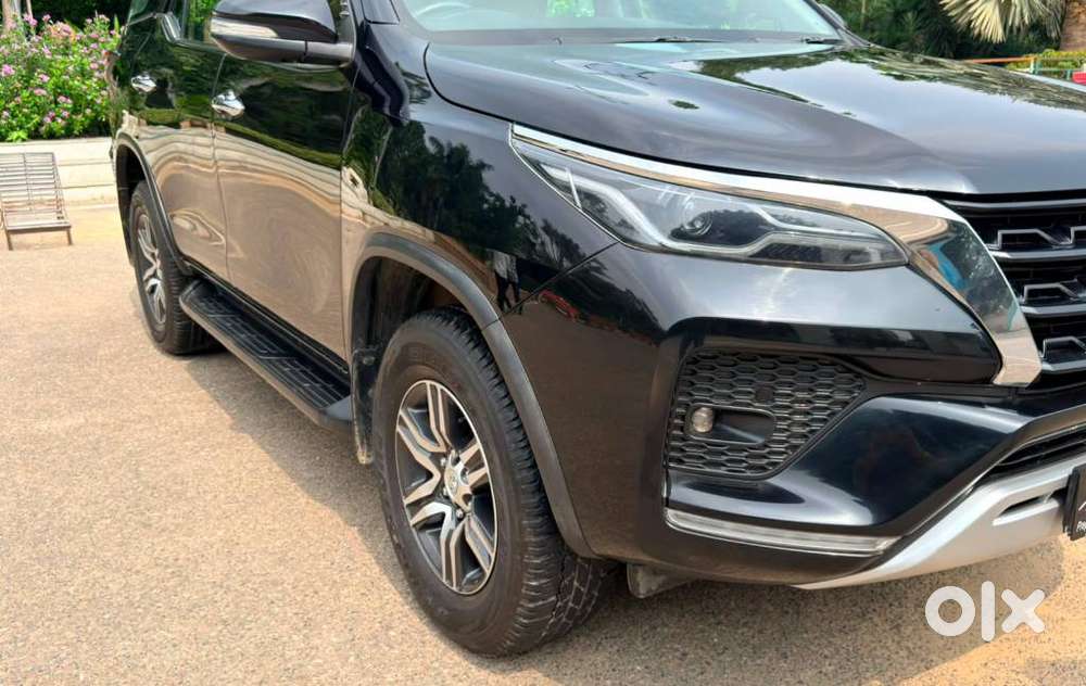 Toyota Fortuner [2021-ongoing] 2.8 2wd Diesel At, 2023, Diesel