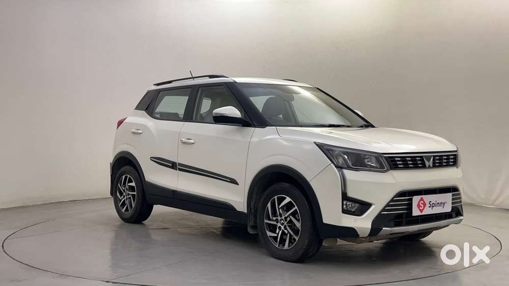 Mahindra Xuv300 W8 (o) 1.5 Diesel Amt, 2022, Diesel