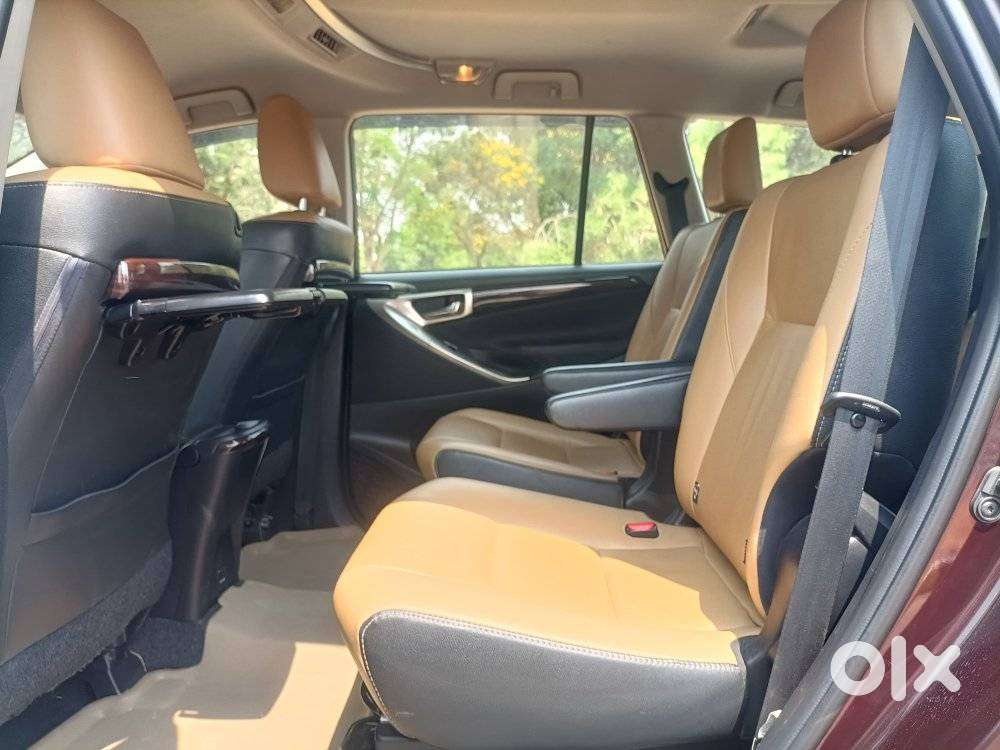 Toyota Innova Crysta [2020-ongoing] 2.4 Zx 7 Str, 2022, Diesel