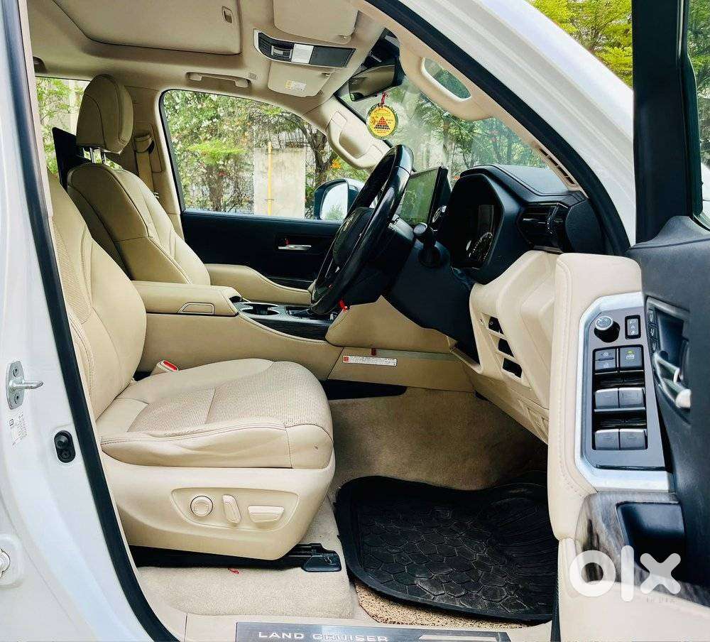 Toyota Land Cruiser 3.3 Zx Diesel, 2023, Diesel