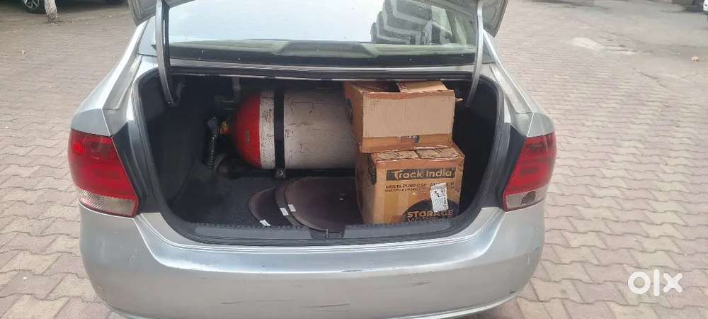 Volkswagen Vento 2010 Cng & Petrol