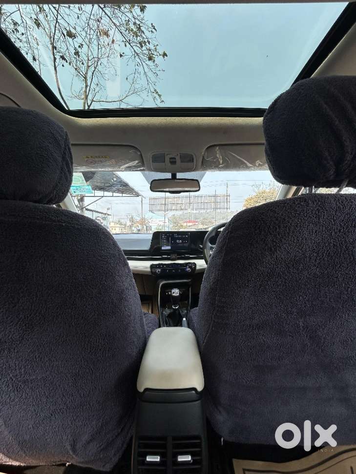 Hyundai Verna 1.5 Sx Petrol Mt, 2023, Petrol