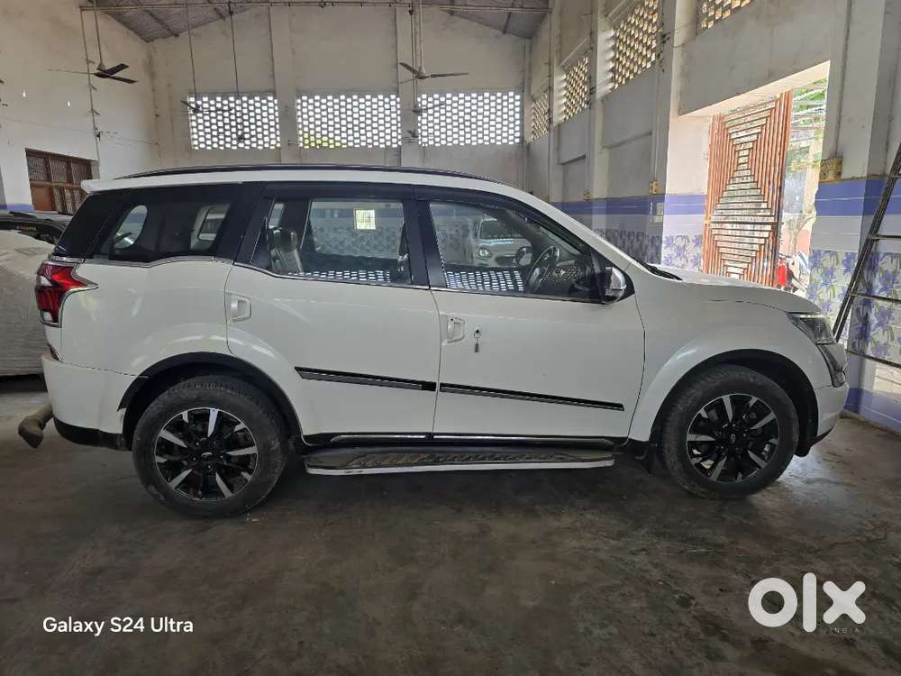 Mahindra Xuv500 2018 Diesel 133000 Km Driven