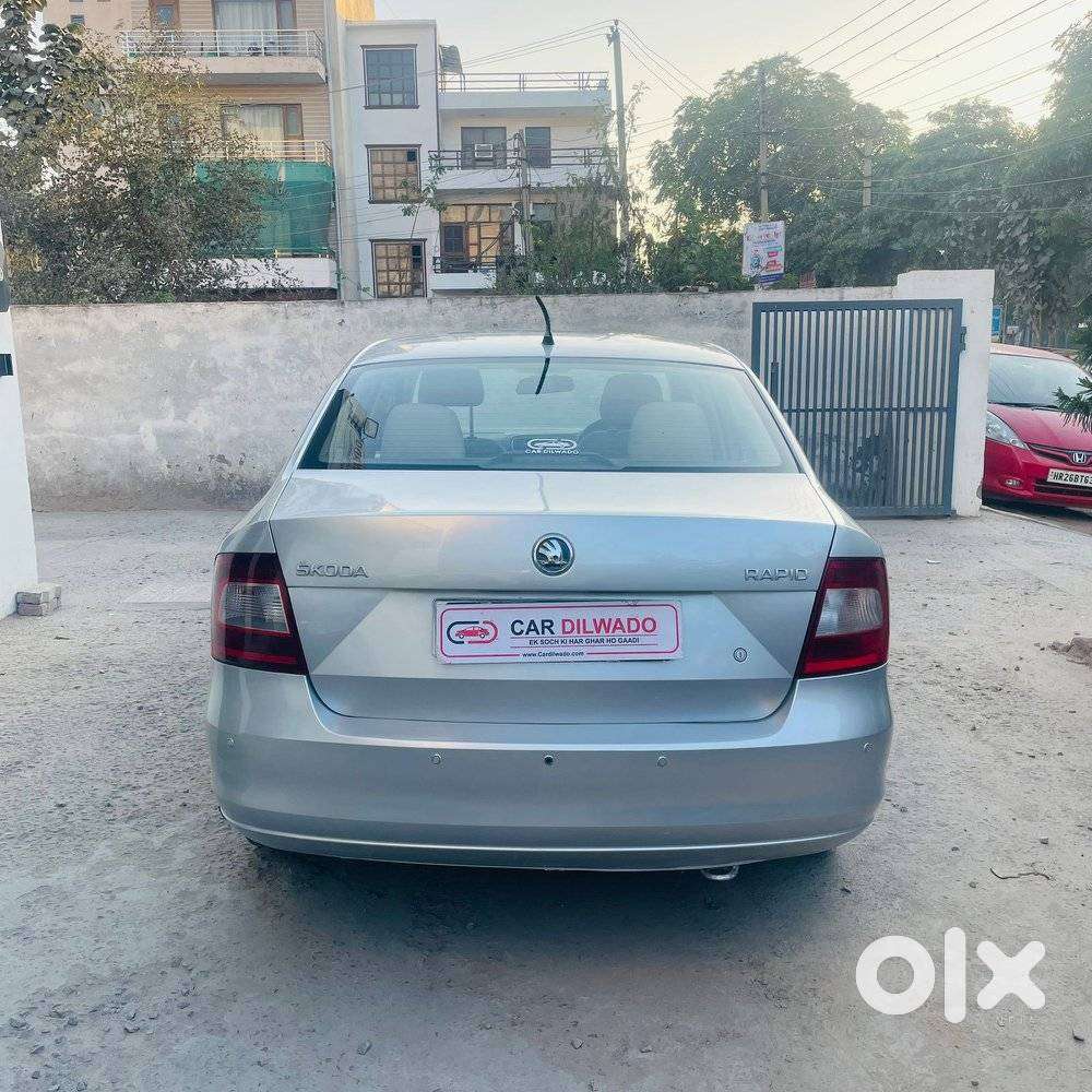 Skoda Rapid 1.6 Mpi Mt Elegance Plus, 2014, Petrol