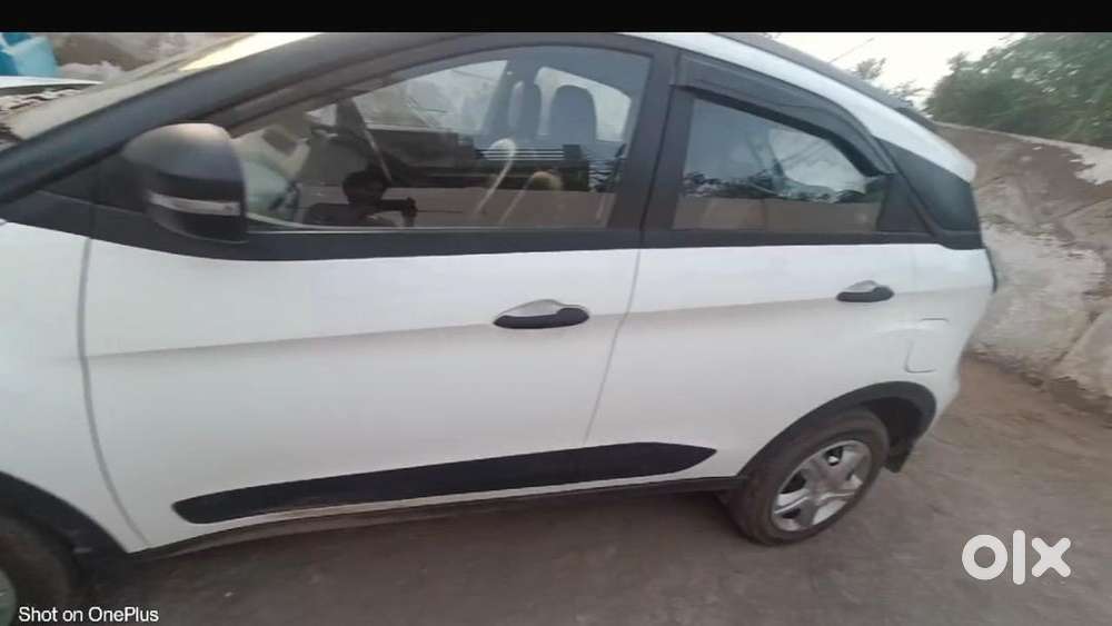 Tata Nexon 2023 Petrol 15000 Km Driven