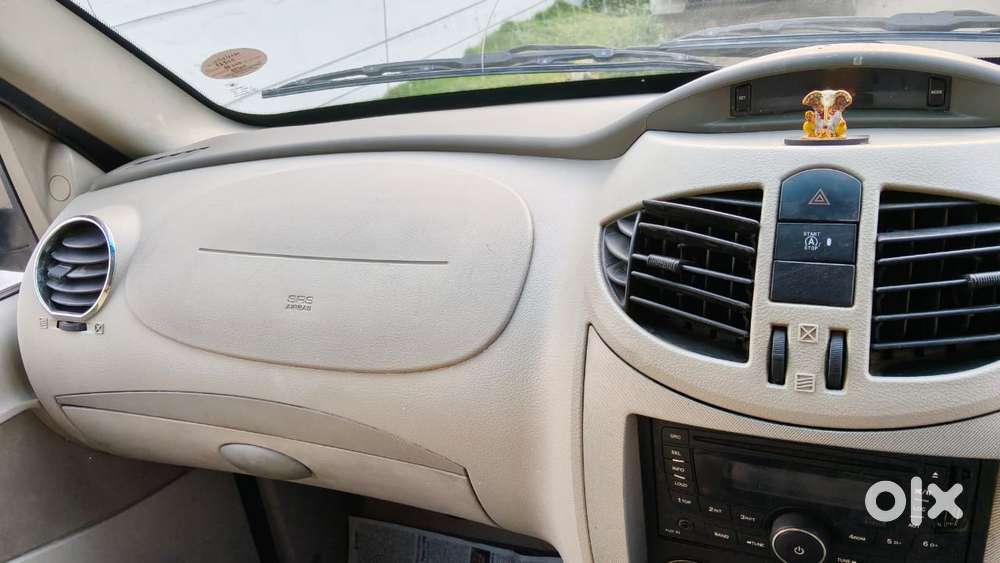 Mahindra Quanto C8, 2013, Diesel