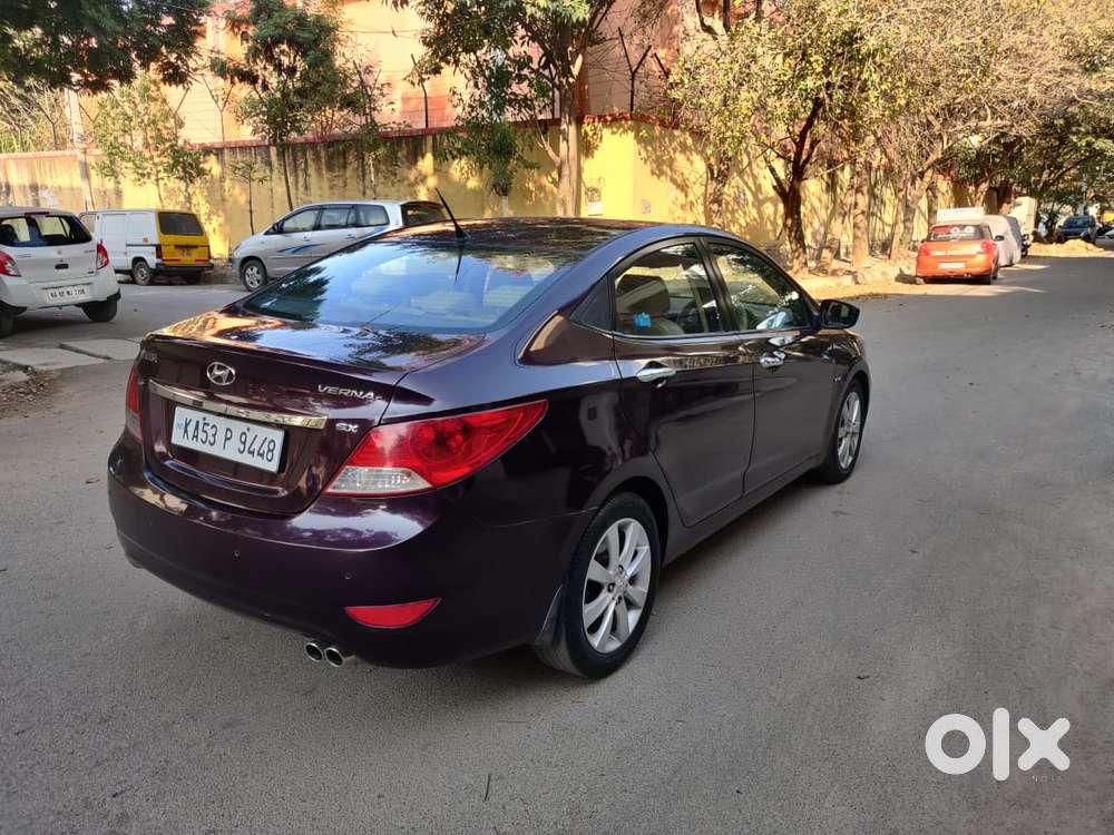 Hyundai Fluidic Verna 1.6 Vtvt Sx, 2011, Petrol