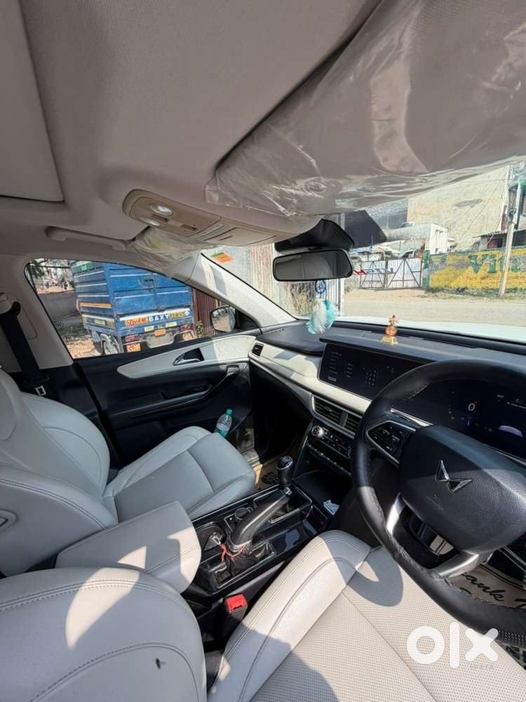 Mahindra Renault Logan 4