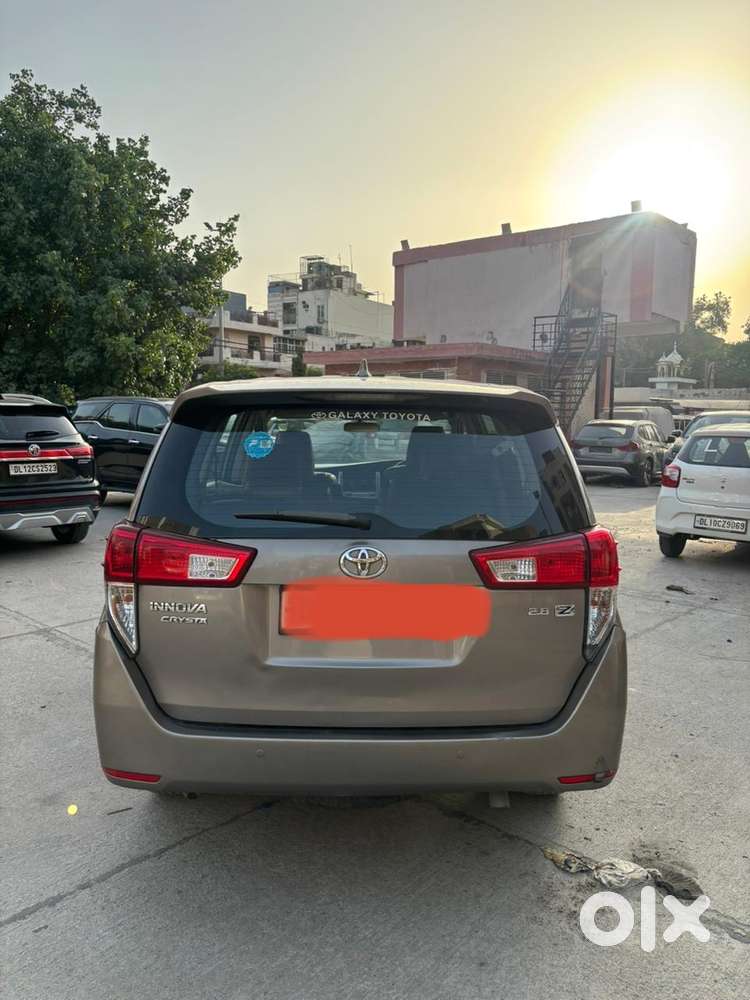 Toyota Innova Crysta 2.8z Automatic, 2017, Diesel