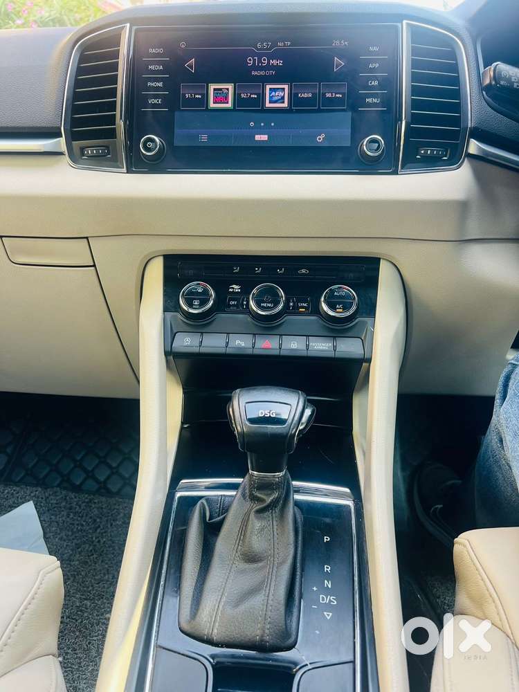 Skoda Karoq 1.5 Style At, 2020, Petrol