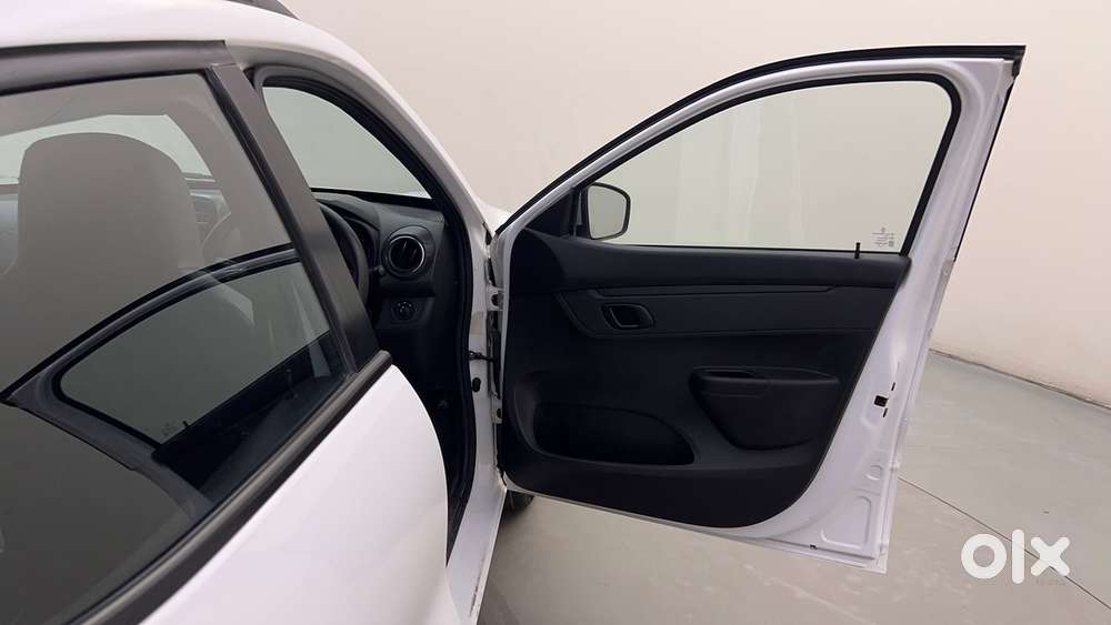 Renault Kwid 1.0 Rxt Amt, 2024, Petrol