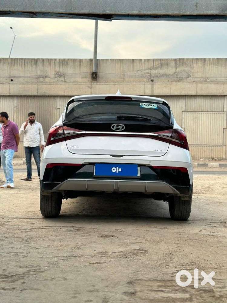 Hyundai New I20 1.2 Asta (o) Mt, 2024, Cng & Hybrids