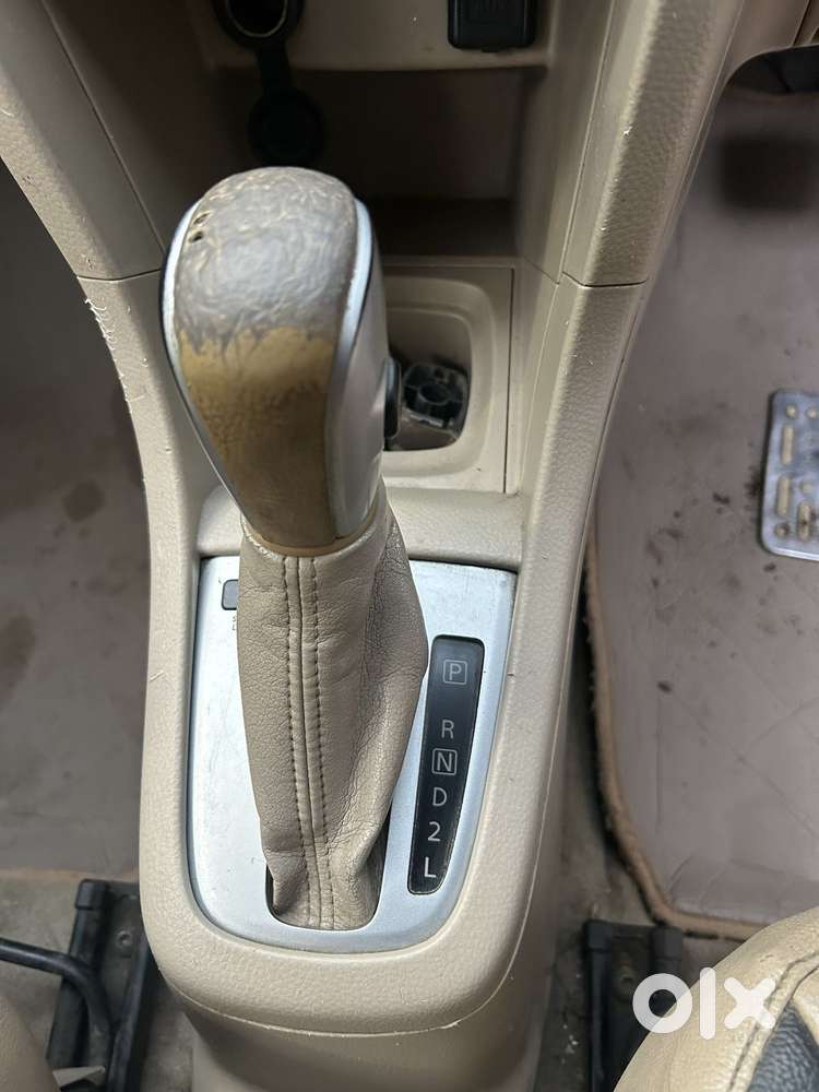 Maruti Suzuki Ertiga Vxi At, 2015, Petrol