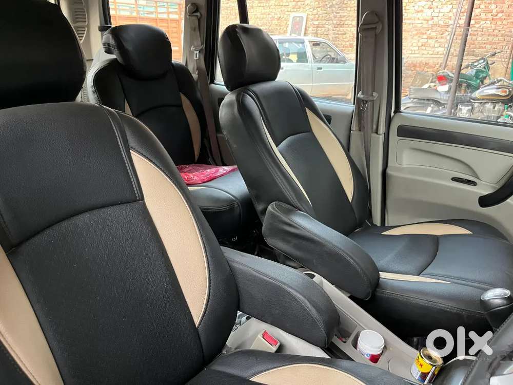 Mahindra Scorpio Classic 2016 Diesel 217000 Km Driven