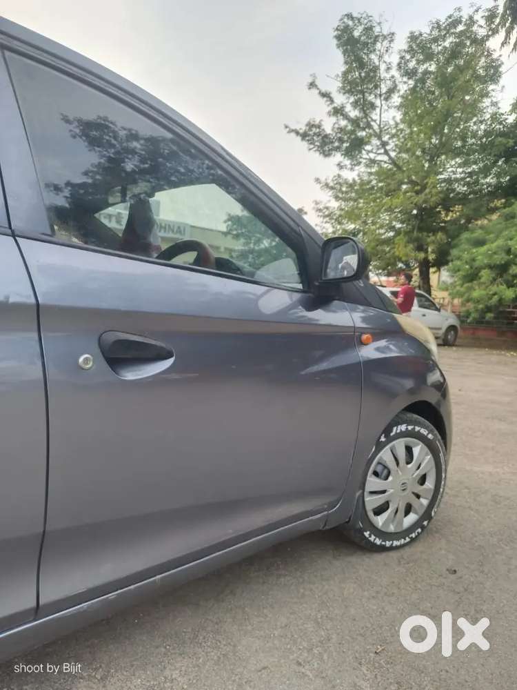 Hyundai Eon 1.0 Magna Petrol Manual 2012