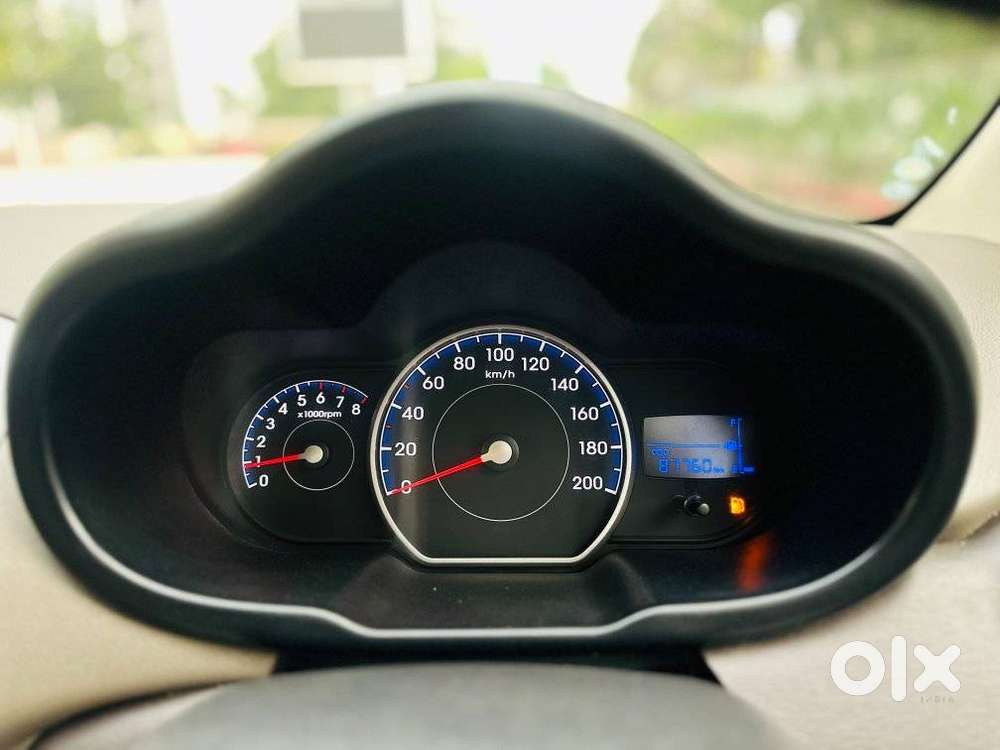 Hyundai I10 Magna O, 2016, Petrol