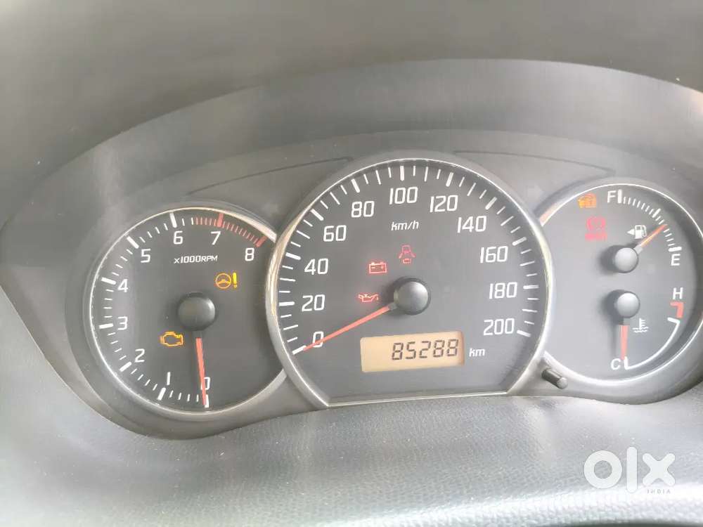 Maruti Suzuki Dzire 2011 Petrol 85600 Km Driven