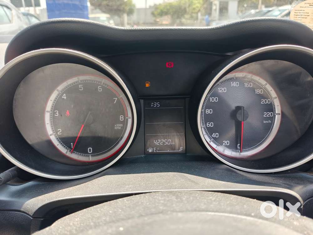 Maruti Suzuki Swift Vxi 1.2 Abs Bs-iv, 2019, Petrol