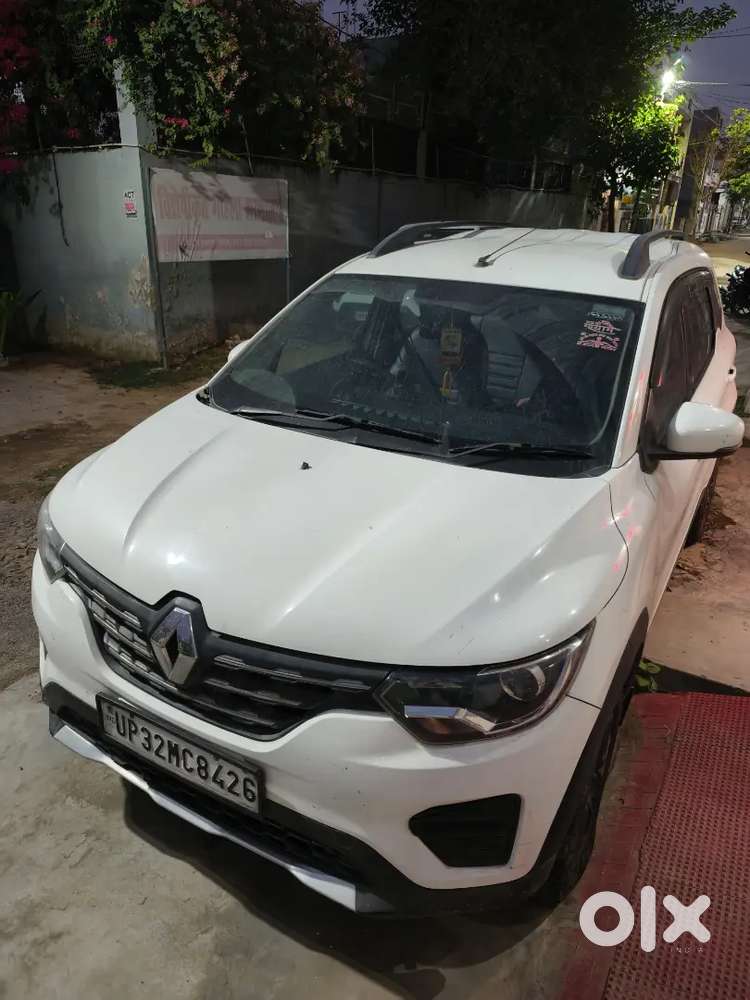Renault Triber 2021 Petrol Good Condition.. First Lady Owner