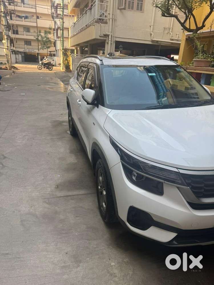 Kia Seltos 2023 Petrol 32500 Km Driven