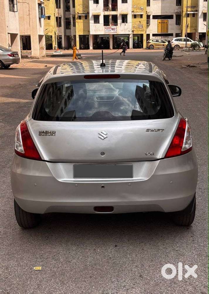 Maruti Suzuki Swift Vxi Abs Bsiv, 2017, Petrol
