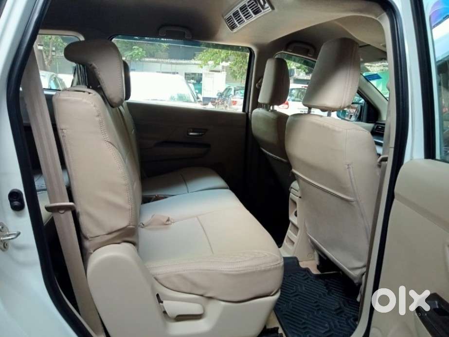 Maruti Suzuki Ertiga 1.5 Vxi Shvs, 2023, Petrol