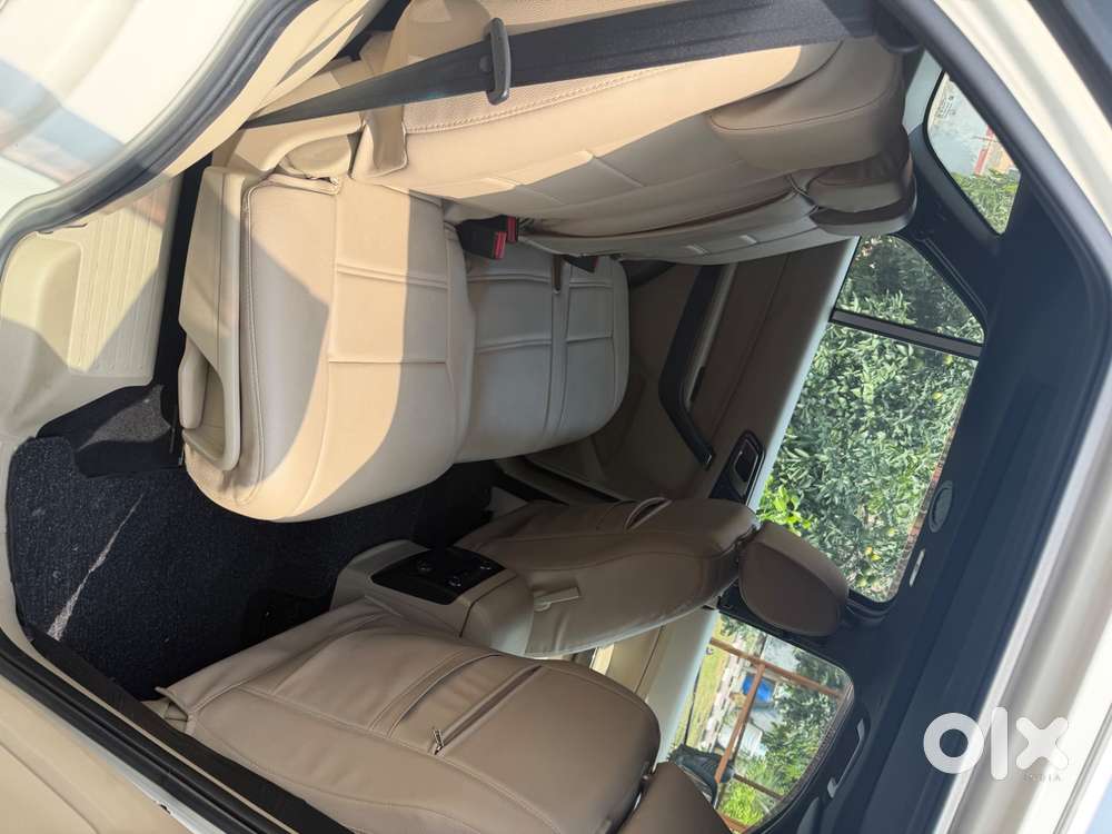 Ford Endeavour Titanium 2020