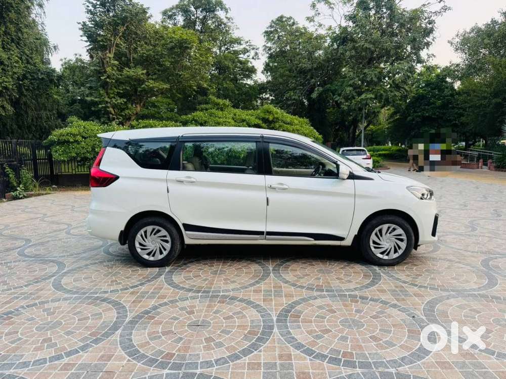Maruti Suzuki Ertiga 1.5 Vxi, 2025, Cng & Hybrids