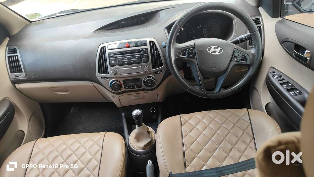 Hyundai I20 Petrol Asta Option, 2013, Petrol