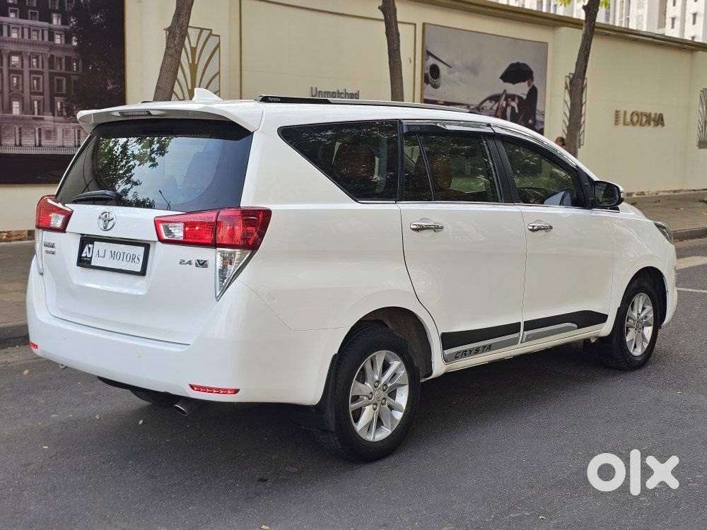 Toyota Innova Crysta 2.4 V, 2016, Diesel