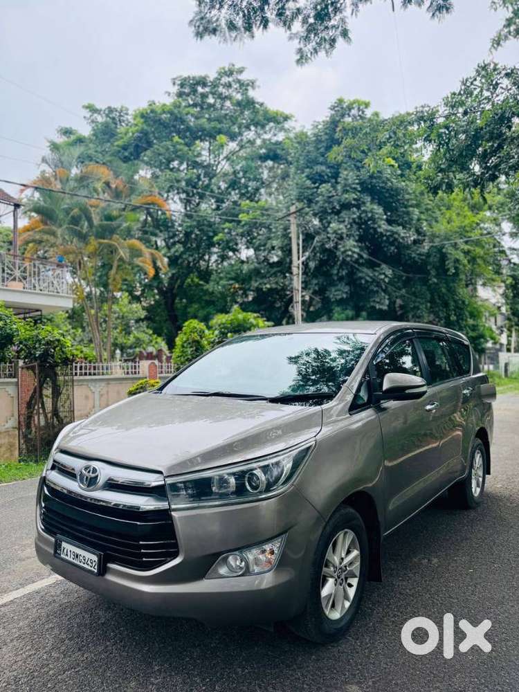 Toyota Innova Crysta 2.8 Gx At, 2017, Diesel