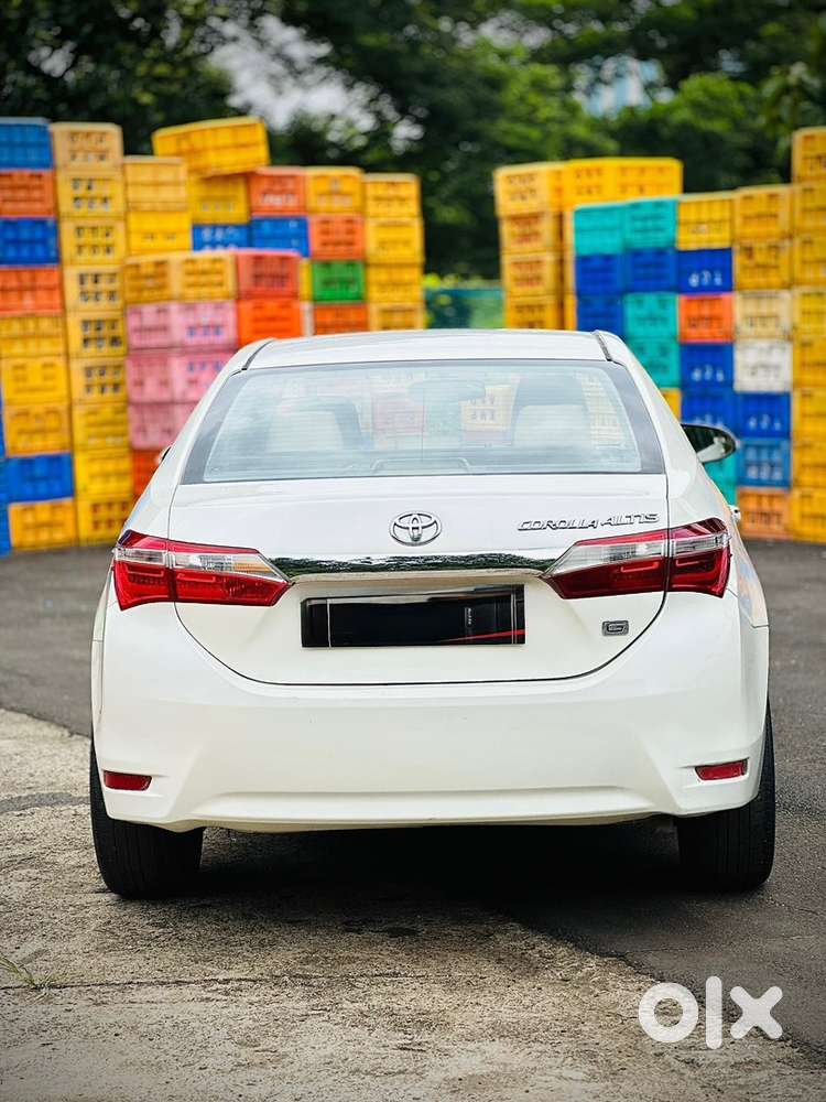 Toyota Corolla Altis 2015