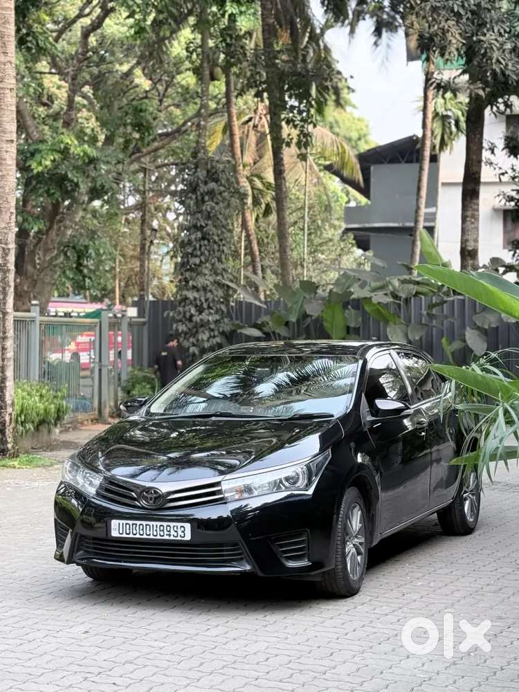 Toyota Corolla Altis 2015