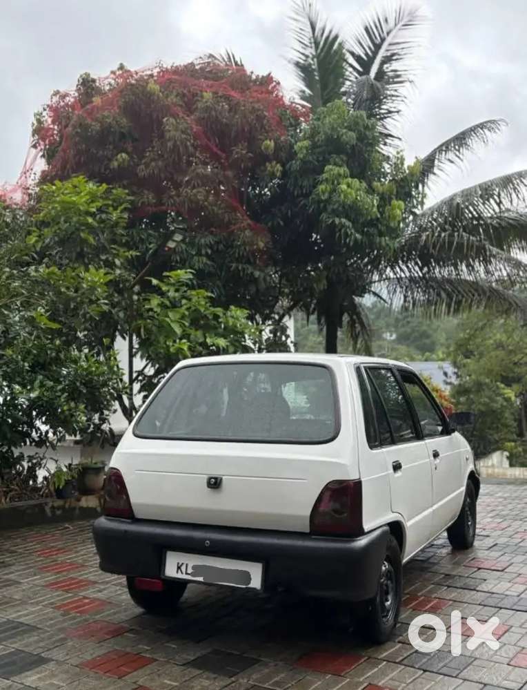 Maruti Suzuki 800 2013