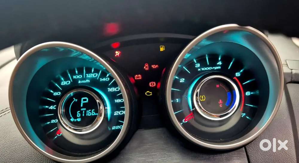 Mahindra Xuv500 2018 Diesel 61000 Km Driven