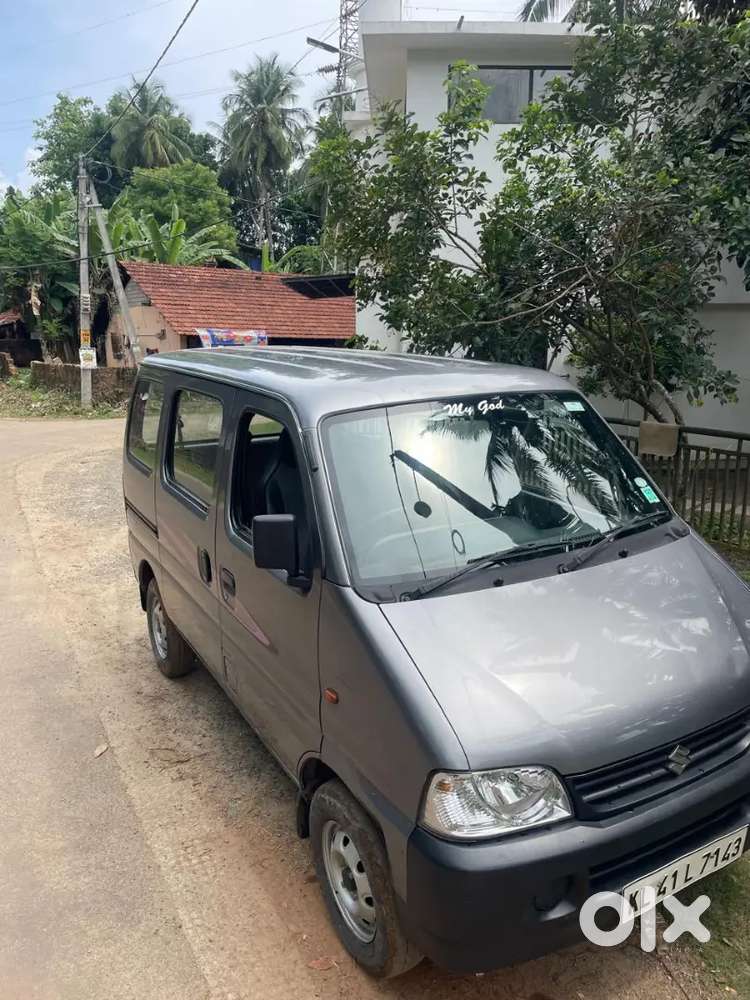 Maruti Suzuki Eeco 2016 Petrol Well Maintained