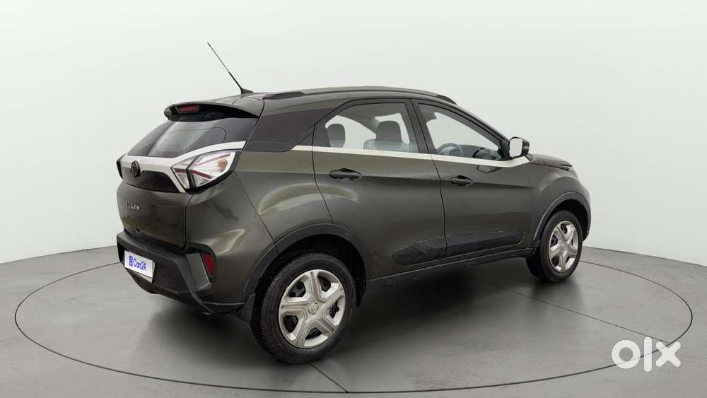 Tata Nexon 1.2 Revotron Xm (s), 2021, Petrol