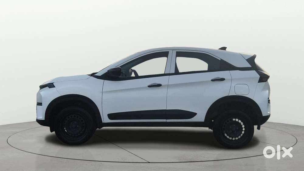 Tata Nexon Smart Plus S 1.2 Revotron Petrol 5 Mt, 2024, Petrol
