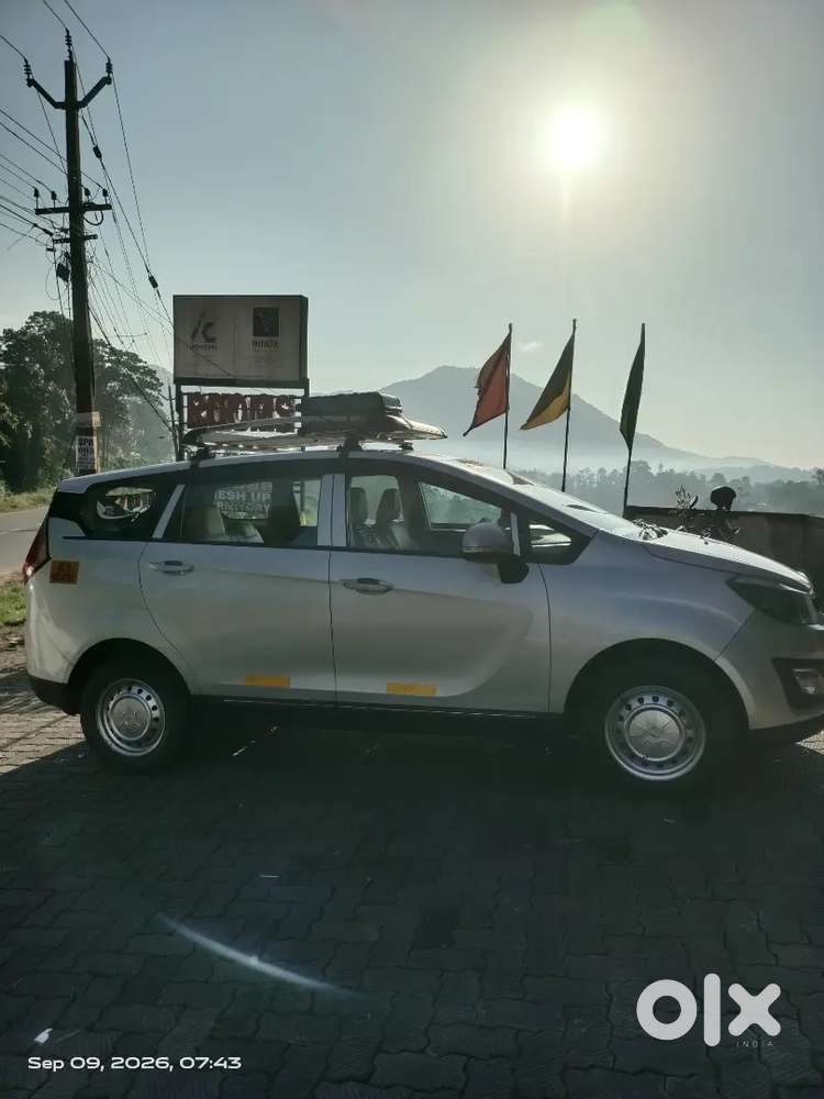 Mahindra Marazzo 2019 Diesel 300000 Km Driven