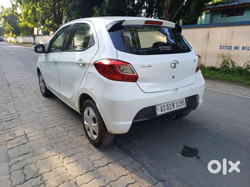 Tata Tiago 1.2 Revotron Xt (o), 2016, Petrol