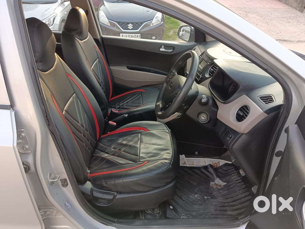 Hyundai Grand I10 Sportz, 2016, Petrol