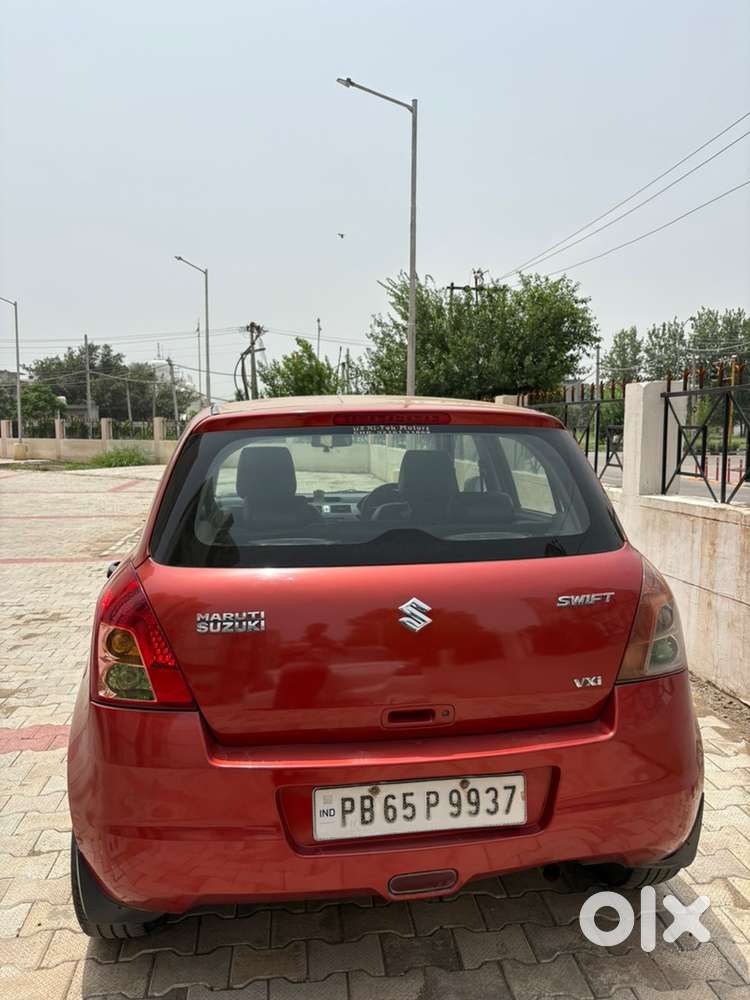 Maruti Suzuki Swift 2012