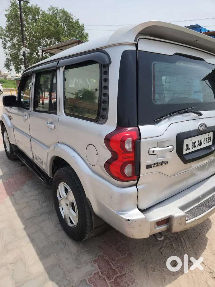 Mahindra Scorpio S6 Plus 2016 Diesel Car