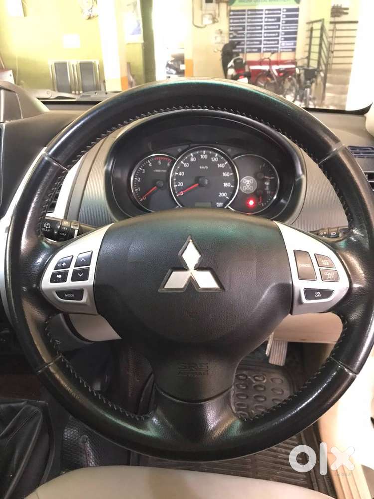 Mitsubishi Pajero Sports 2.5l 4x4