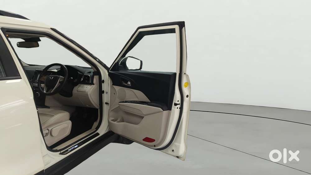 Mahindra Xuv300 W8 Option Diesel, 2023, Diesel
