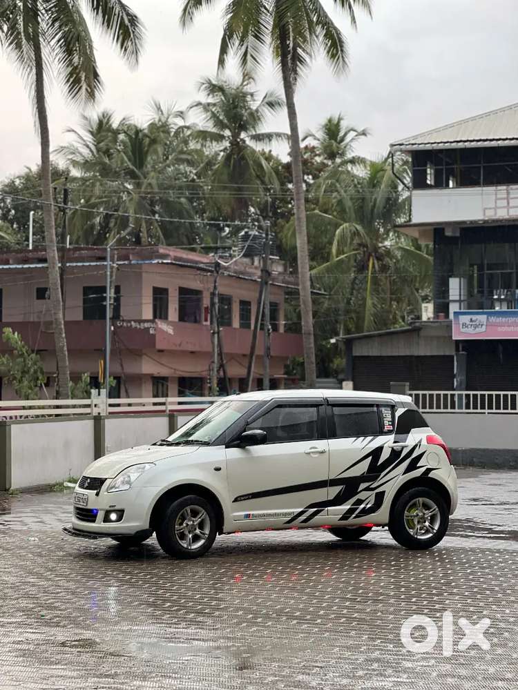 Maruti Suzuki Swift 2009 Diesel 183000 Km Driven
