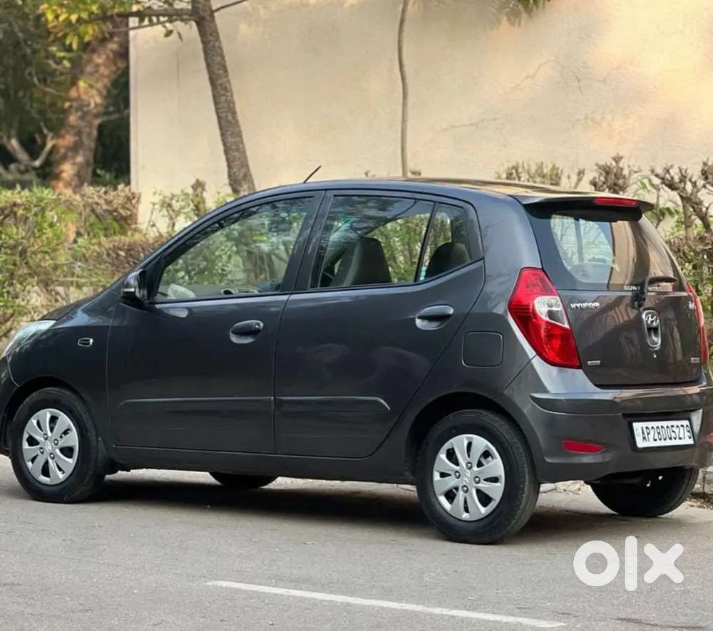 Moving Abroad I10 Sportz Automatic 1.2kappa2 Vtvt Single Showroomtrack