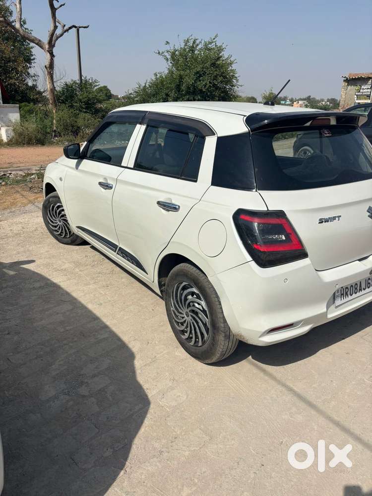 Maruti Suzuki Swift Lxi Optional-o, 2025, Petrol