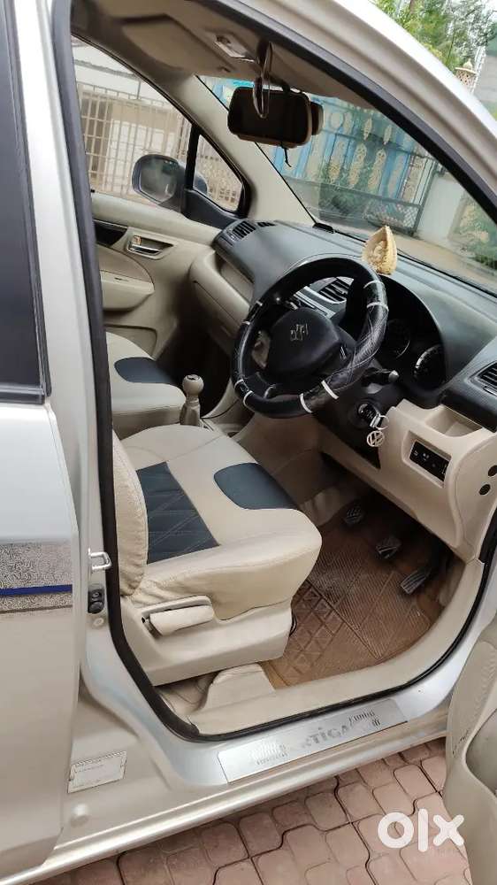 Maruti Suzuki Ertiga Aniversary Edition 2014