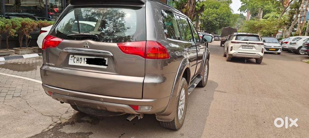 Mitsubishi Pajero Sport 2012
